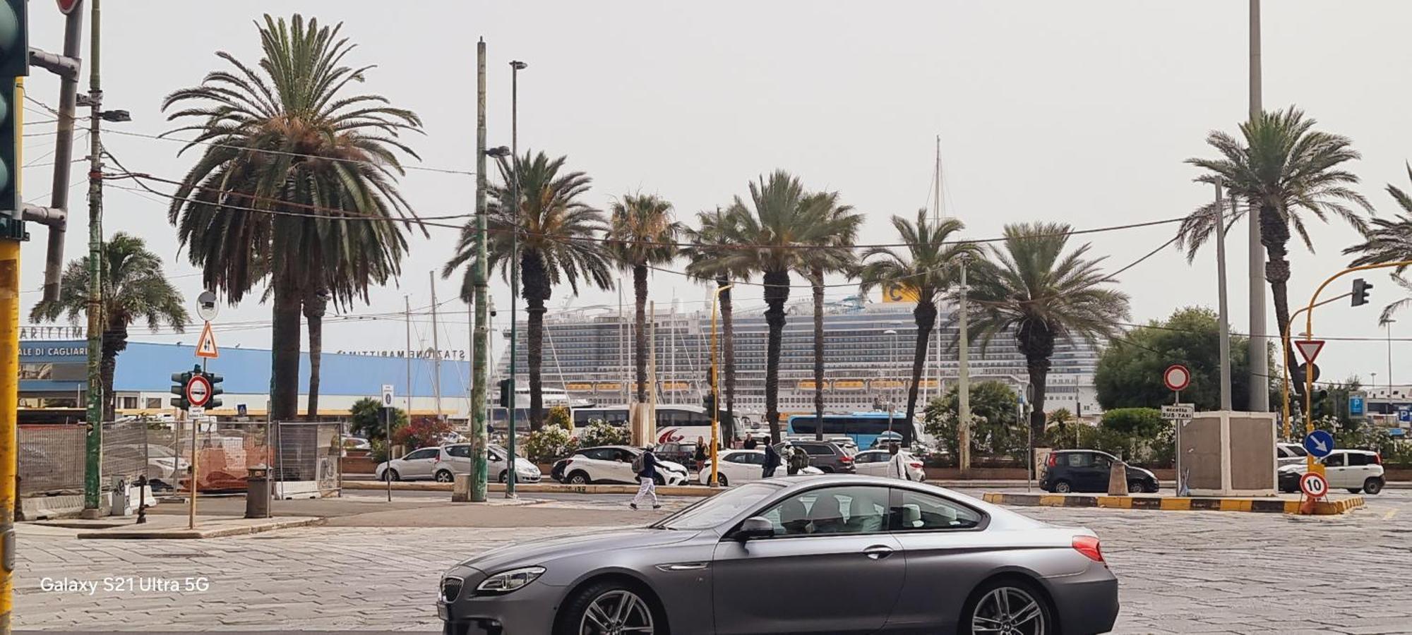 Eva Luxury Suite Cagliari Ngoại thất bức ảnh