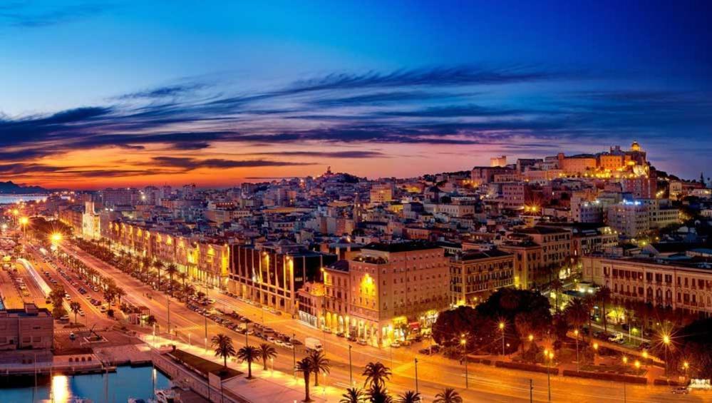 Eva Luxury Suite Cagliari Ngoại thất bức ảnh