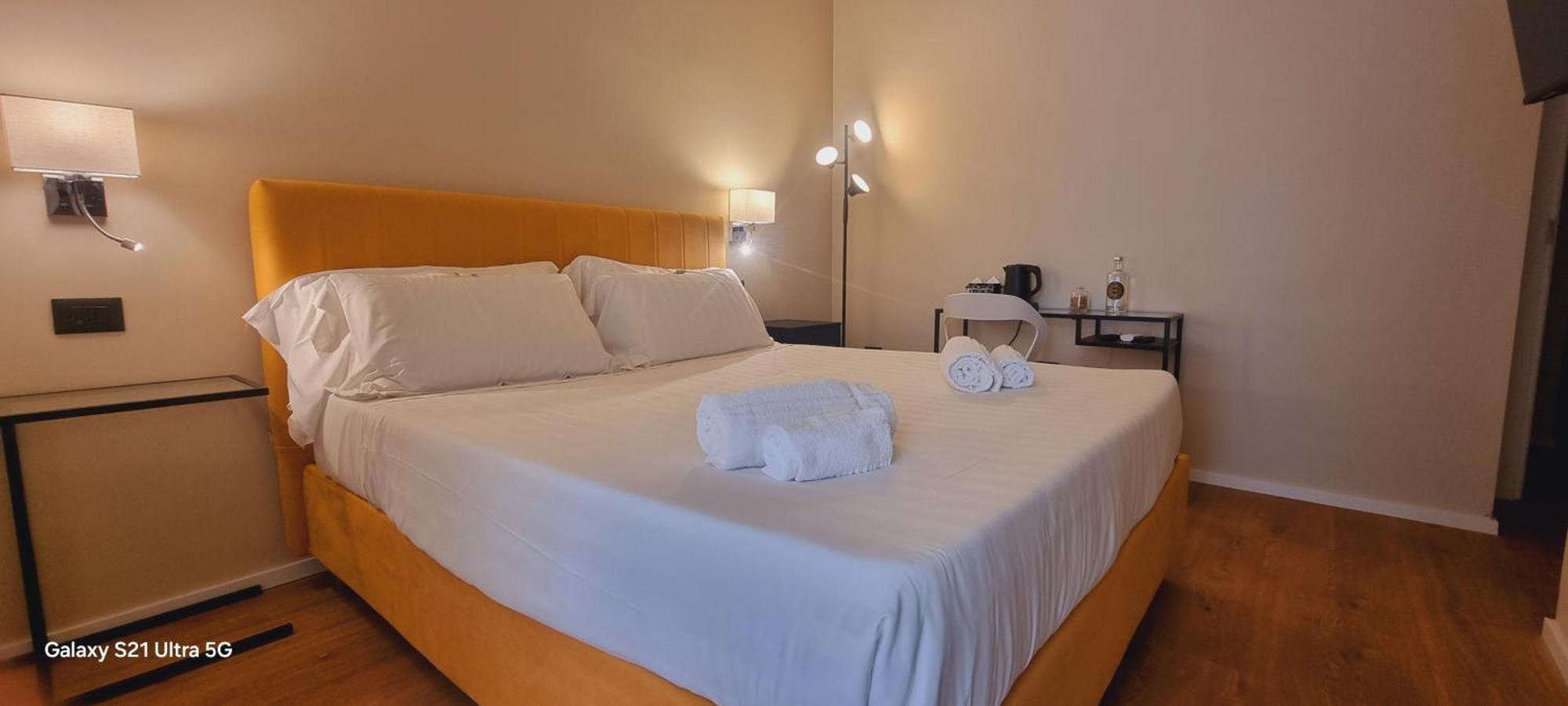 Eva Luxury Suite Cagliari Ngoại thất bức ảnh